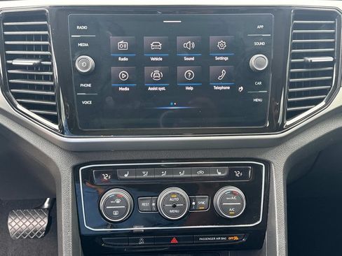 Used 2022 Volkswagen Atlas SE w/ Panoramic Sunroof Package FWD image 33