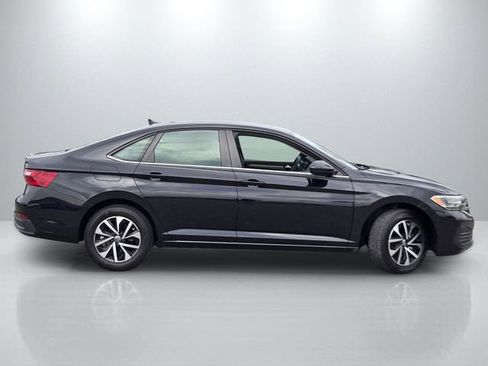 Used 2024 Volkswagen Jetta S image 3