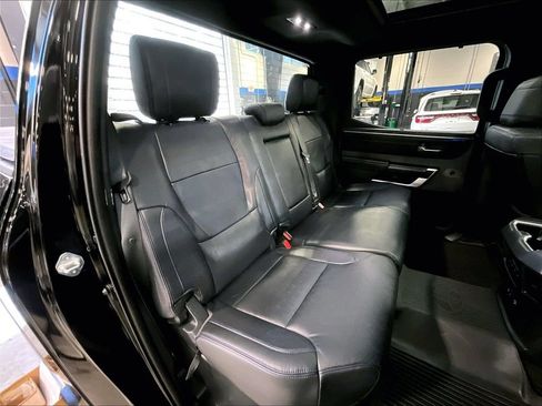 Used 2024 Toyota Tundra Platinum AWD/4WD image 16