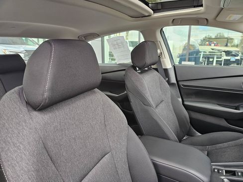 Used 2023 Honda Accord EX image 11