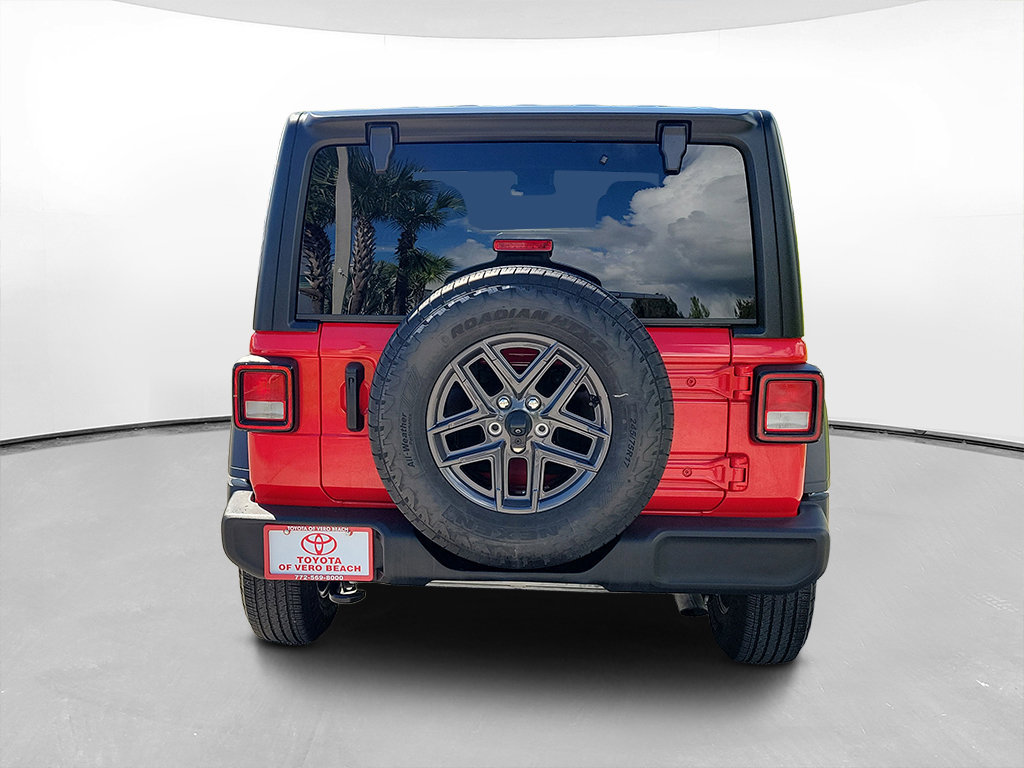 Used 2025 Jeep Wrangler Unlimited Sport AWD/4WD image 5