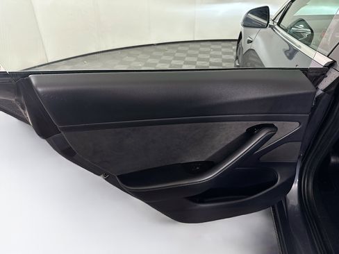 Used 2020 Tesla Model 3 Long Range image 26