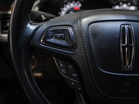 Used 2017 Lincoln MKZ Reserve image 19