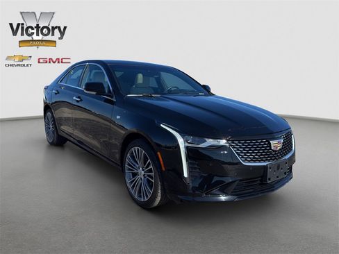 Used 2022 Cadillac CT4 Premium Luxury image 3
