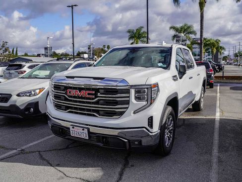 Used 2024 GMC Sierra 1500 SLT image 5