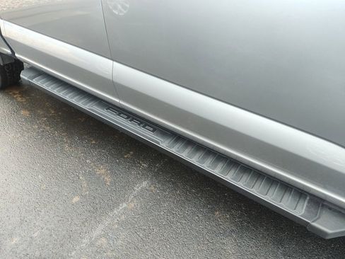 Used 2022 Ford F150 Lariat w/ Equipment Group 502A High image 6