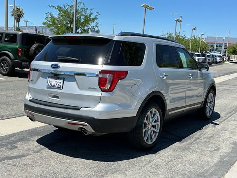 Used 2017 Ford Explorer Limited AWD/4WD image 8