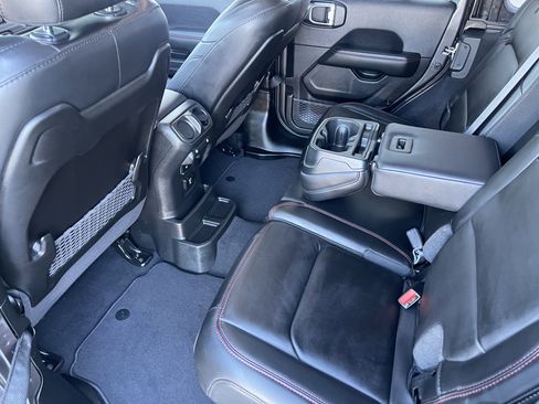 New 2026 Jeep Wrangler Unlimited Rubicon image 18