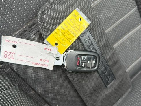 Used 2024 Honda CR-V Sport image 30