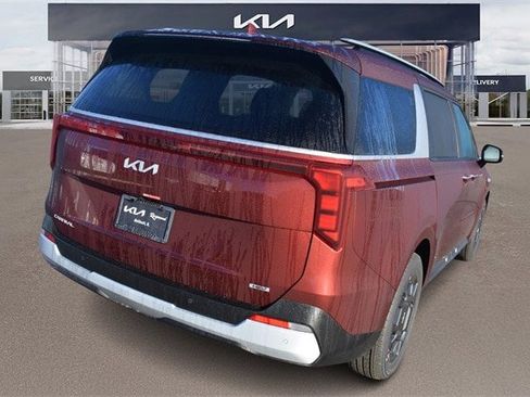 New 2026 Kia Carnival EX image 3