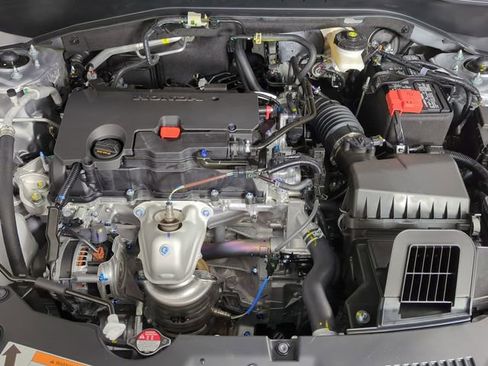 Used 2024 Honda HR-V EX-L image 25