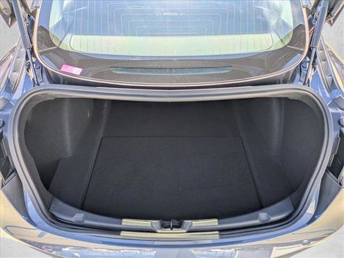 Used 2018 Tesla Model 3 Long Range image 6
