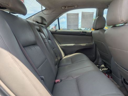Used 2002 Toyota Camry LE image 21