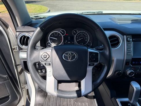 Used 2017 Toyota Tundra Platinum AWD/4WD image 20