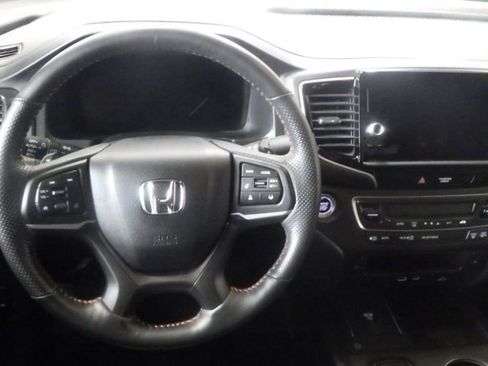 Used 2024 Honda Ridgeline TrailSport image 8