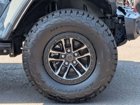 Certified 2024 Jeep Wrangler Unlimited Rubicon image 30