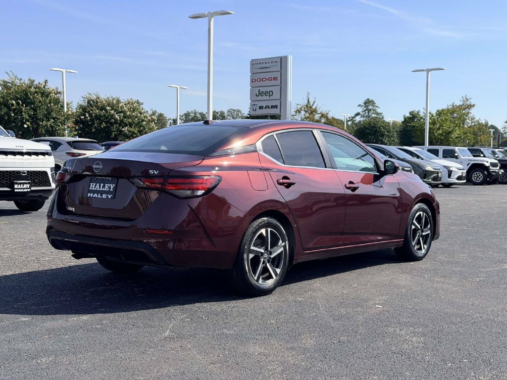 Used 2024 Nissan Sentra SV FWD image 2