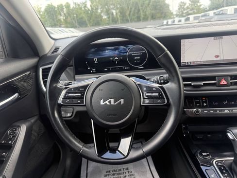 Used 2024 Kia Seltos EX FWD image 22