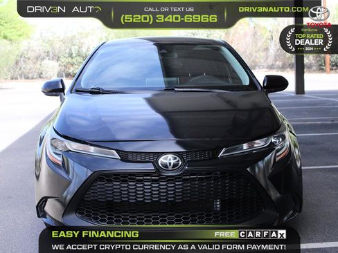 Used 2020 Toyota Corolla LE image 2