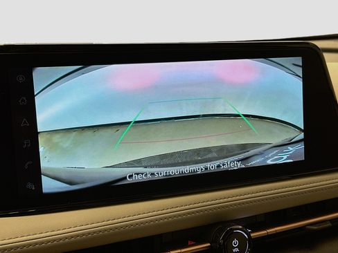 Used 2024 Nissan Ariya AWD image 23