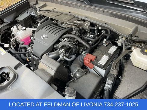 Used 2025 Toyota Grand Highlander AWD image 30