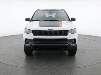 Used 2025 Jeep Compass Trailhawk video 1