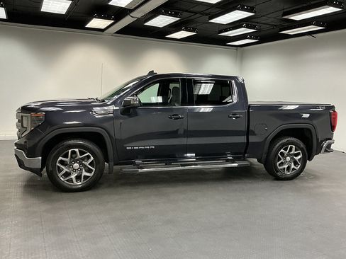 Used 2024 GMC Sierra 1500 SLE w/ Preferred Package AWD/4WD image 2