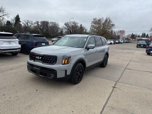 Used 2024 Kia Telluride SX Prestige X-Pro image 2