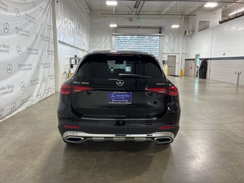 New 2026 Mercedes-Benz GLC 300 4MATIC image 5