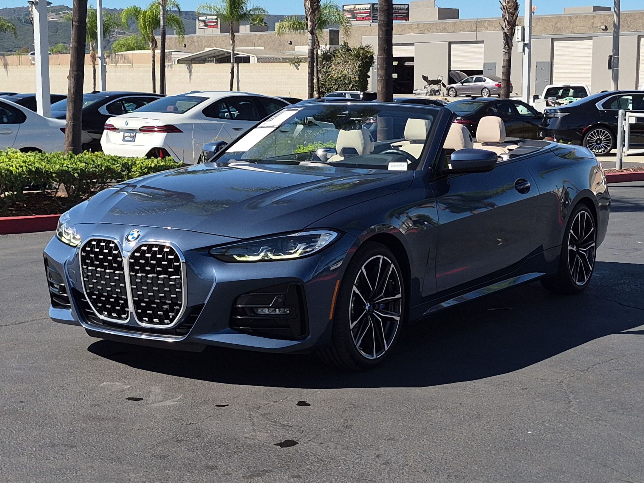 Certified 2022 BMW 430i xDrive Convertible w/ M Sport Package AWD/4WD image 5