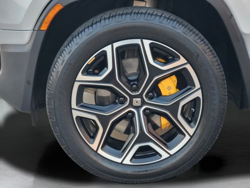 Used 2023 Rivian R1S Launch Edition Quad AWD/4WD image 30