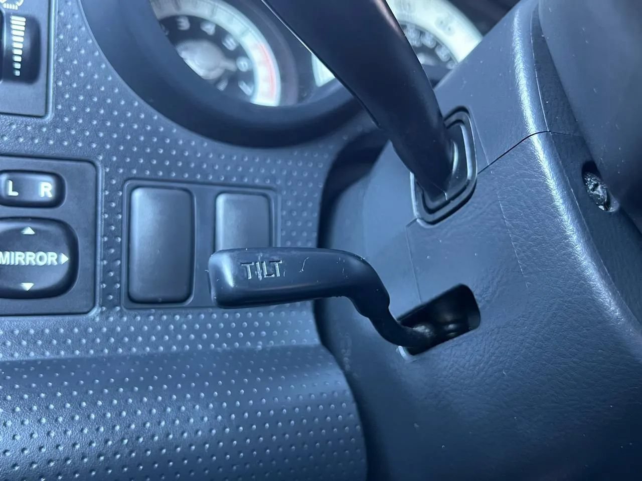 Used 2007 Toyota FJ Cruiser 4WD image 30