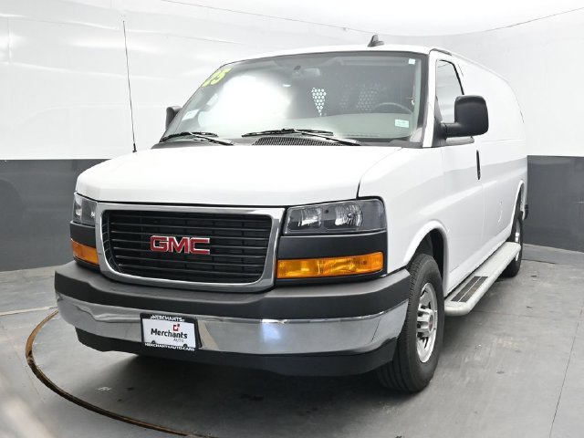 Used 2025 GMC Savana 2500 w/ Driver Convenience Package RWD image 2