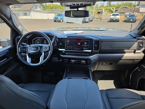 Certified 2024 GMC Sierra 3500 SLT w/ SLT Premium Package AWD/4WD image 21