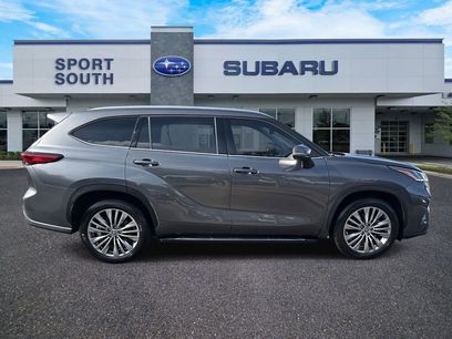 Used 2021 Toyota Highlander Platinum