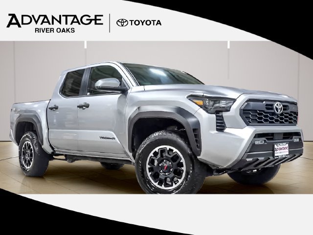 Certified 2025 Toyota Tacoma TRD Off-Road AWD/4WD image 1