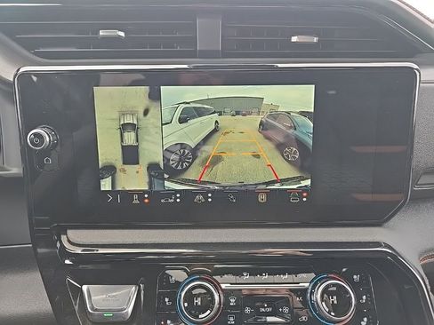 Used 2026 GMC Sierra 2500 AT4 w/ AT4 Premium Plus Package image 26