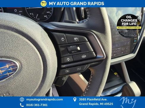 Used 2025 Subaru Forester Limited AWD/4WD image 16