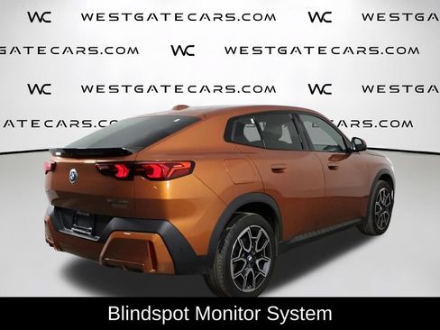 Used 2025 BMW X2 xDrive28i AWD/4WD image 5