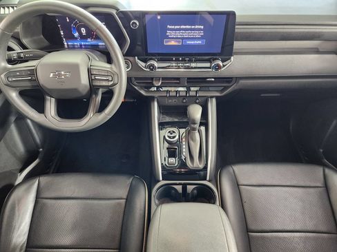 Used 2023 Chevrolet Colorado Trail Boss AWD/4WD image 15