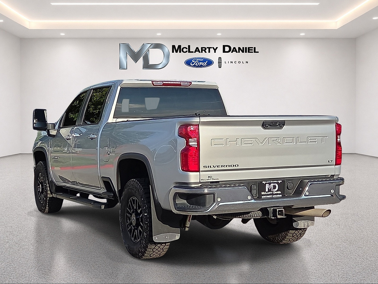 Used 2023 Chevrolet Silverado 3500 LT w/ All Star Edition AWD/4WD image 4