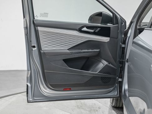 Used 2024 Volkswagen Taos S image 14