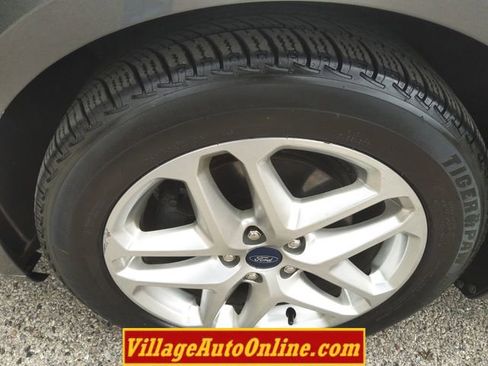 Used 2013 Ford Fusion SE FWD image 10