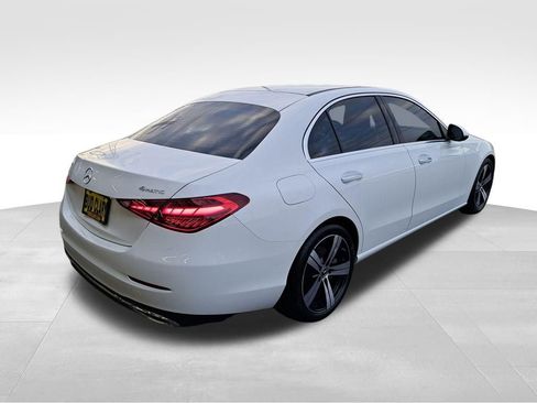Used 2022 Mercedes-Benz C 300 4MATIC Sedan image 6