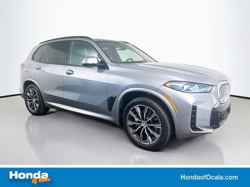 Used 2025 BMW X5 xDrive40i AWD/4WD image 1