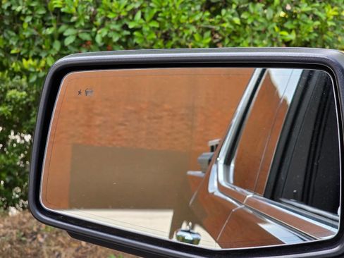 Used 2019 Chevrolet Silverado 1500 High Country w/ Z71 Off-Road Package image 9