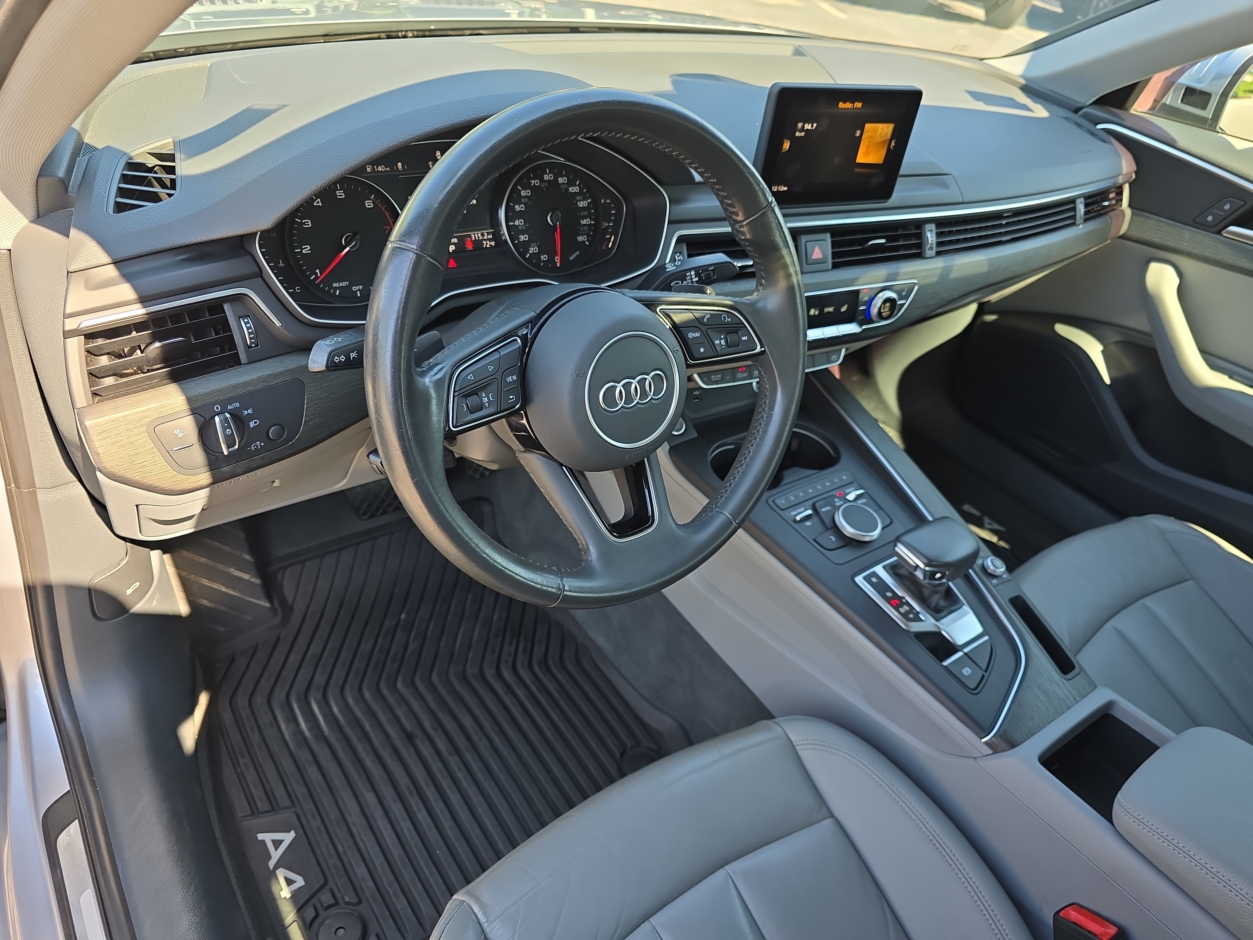 Used 2019 Audi A4 2.0T Premium FWD image 15