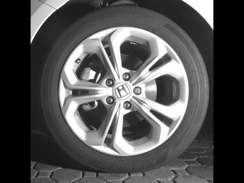 Used 2024 Honda Accord LX image 9