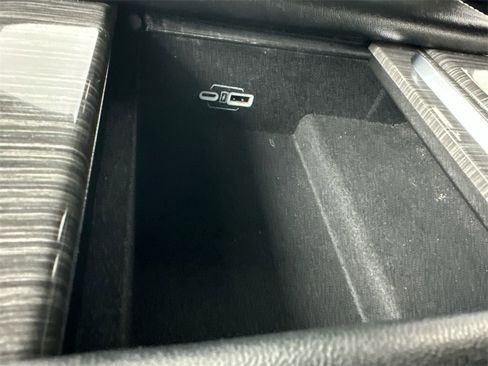 Used 2022 Jeep Wagoneer Series II w/ Premium Group I image 17