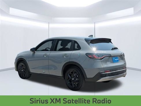 Used 2024 Honda HR-V Sport image 4